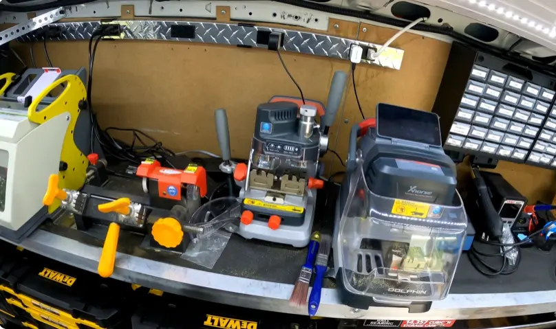 Emergency mobile locksmith van responding to a lockout call in Waco, TX