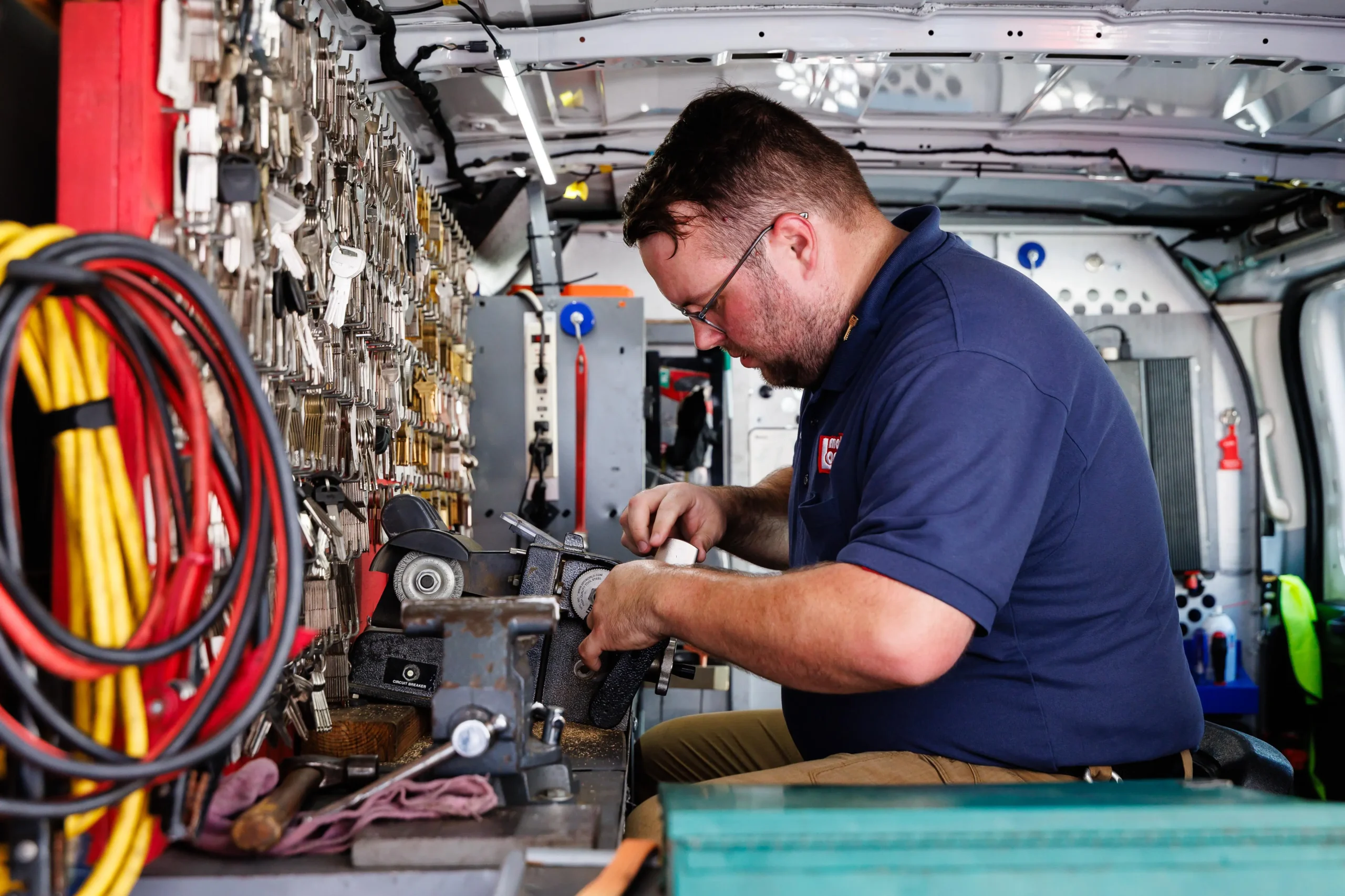 Locksmith technician credentials and trust